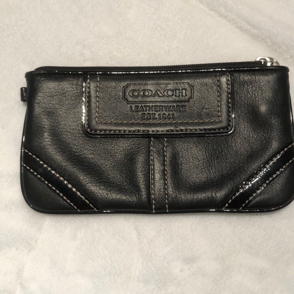 COACH BLACK LEATHER WRISTLET
